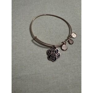 Alex and Ani Rose Gold Paw Print "Love at First Sight" Charm Bangle Bracelet EUC